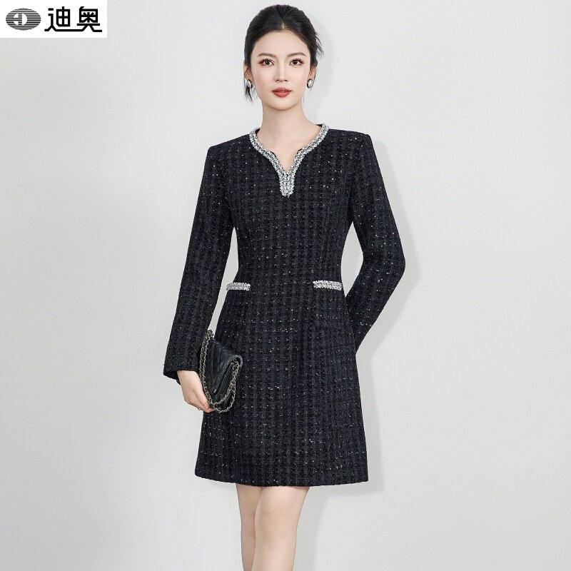 迪奥轻奢连衣裙女2026春秋新款高品质珠片小香风雪尼尔粗花呢裙子