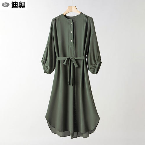 迪奥优雅简约收腰高级感连衣裙