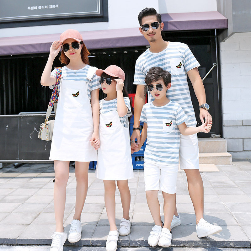 A Three Four With children Summer wear pure cotton Short sleeved T-shirt Suspender skirt Dress suit on vacation Full decorationin the Children/Baby/Family fitted , Family fitted/Parenting Fashion  category - from Buy2taobao.com to provide professional Taobao agent buy service