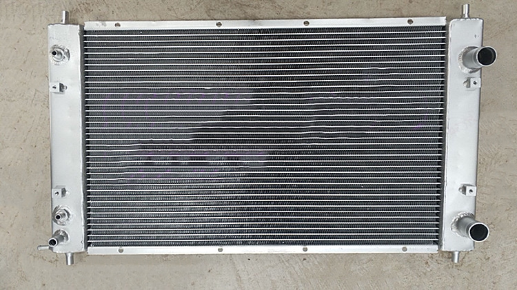 汽车水箱美日豹美人豹英伦tx4北汽战旗勇士212加厚全铝质芯中冷器
