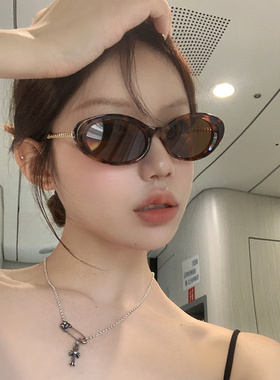 欧美椭圆形猫眼复古时髦墨镜小脸女高级感ins辣妹街拍防晒太阳镜