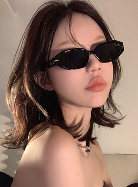 复古黑色小框猫眼墨镜女小脸高级感ins防晒凹造型街拍太阳镜男潮
