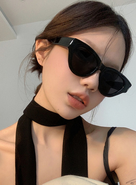 复古大框黑色猫眼墨镜方圆脸显瘦