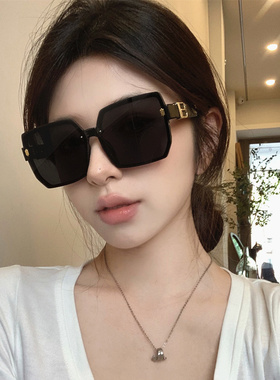 韩版网红方形大框墨镜女黑色高级感ins潮大脸显瘦防紫外线太阳镜