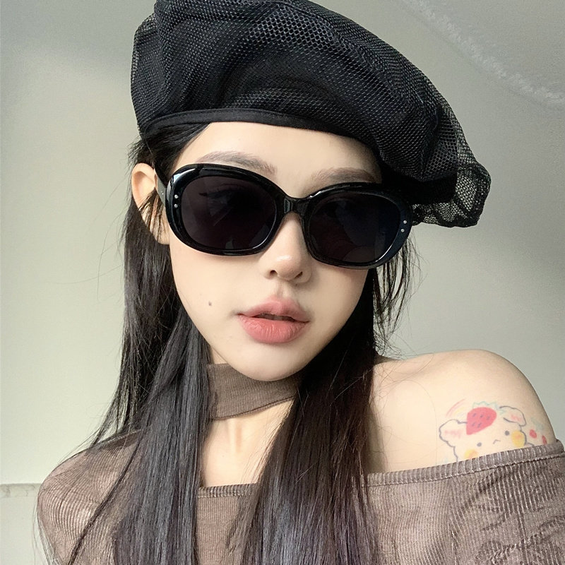 复古黑色椭圆大框gm墨镜2024新款韩版女高级感ins欧美街拍太阳镜