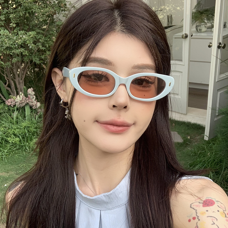 韩版椭圆蓝色太阳眼镜女防紫外线