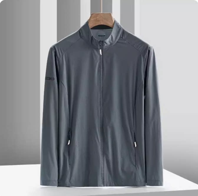 冰丝防晒衣夹克男春夏季立领薄款透气宽松大码运动速干中年外套