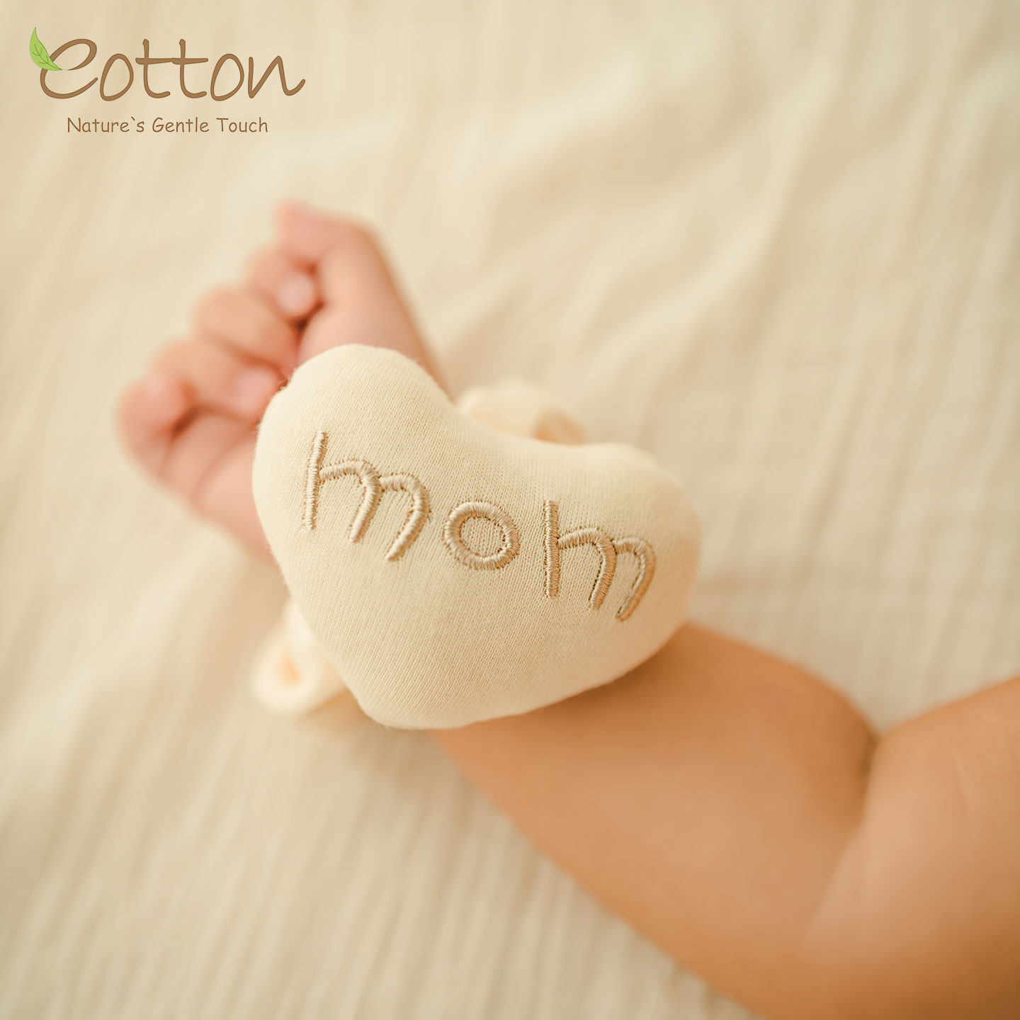 eotton彩棉宝宝安抚手偶纯棉婴儿手腕摇铃新生幼儿响铃脚腕布铃铛