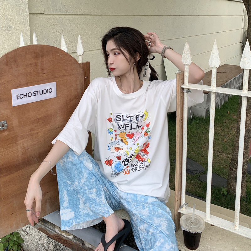 Real price ~ Korean loose cartoon printed round neck short sleeve T-shirt split length white top