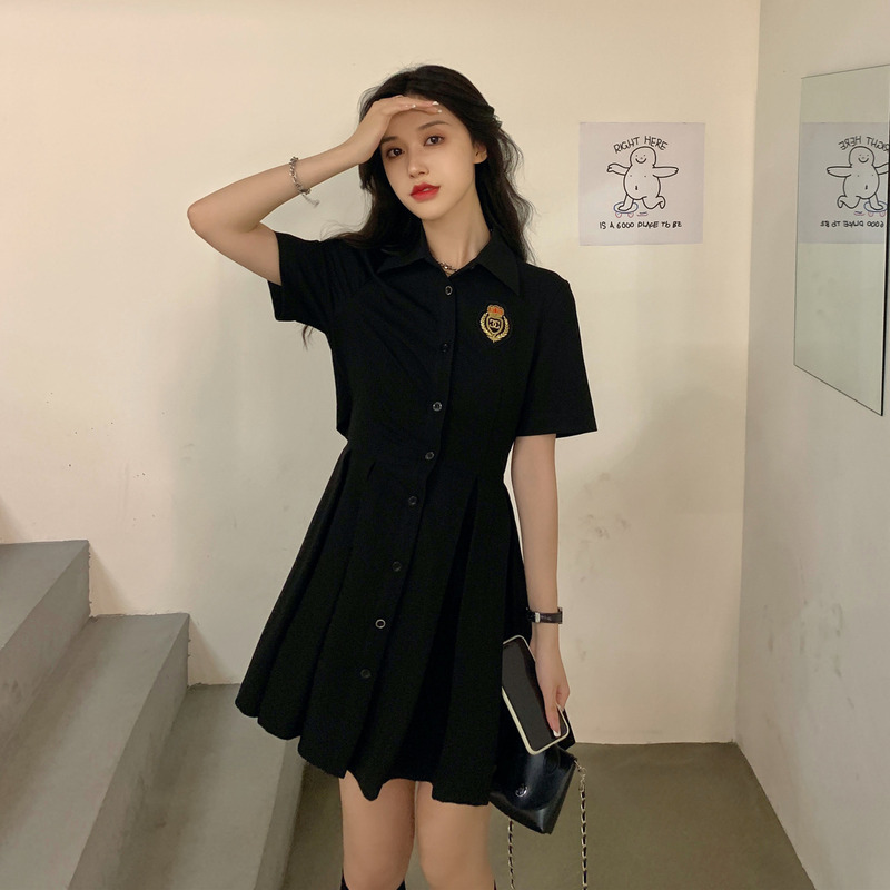 Real price ~ badge embroidered polo collar dress