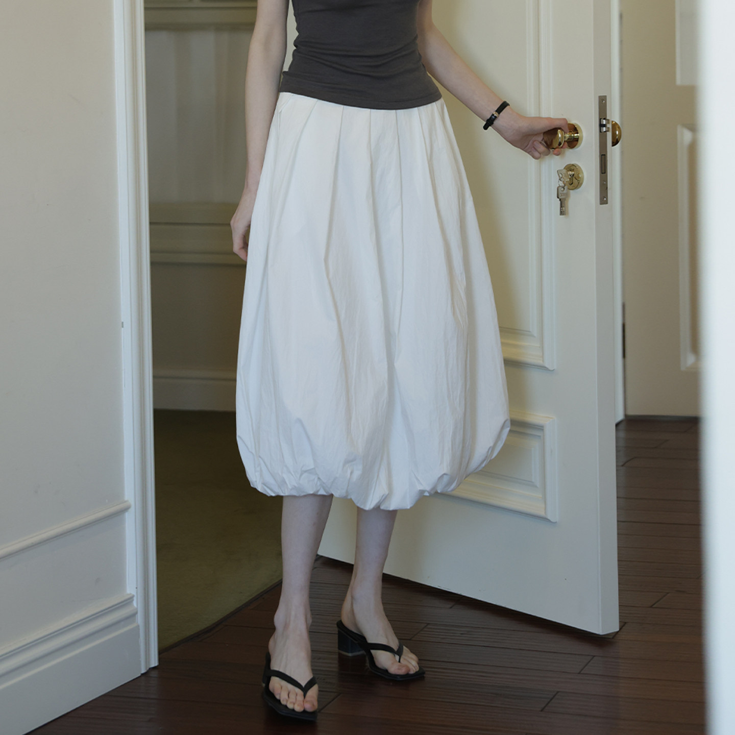 小个子白色设计感轻盈百搭花苞裙女26春夏a字高腰显瘦蓬蓬半身裙