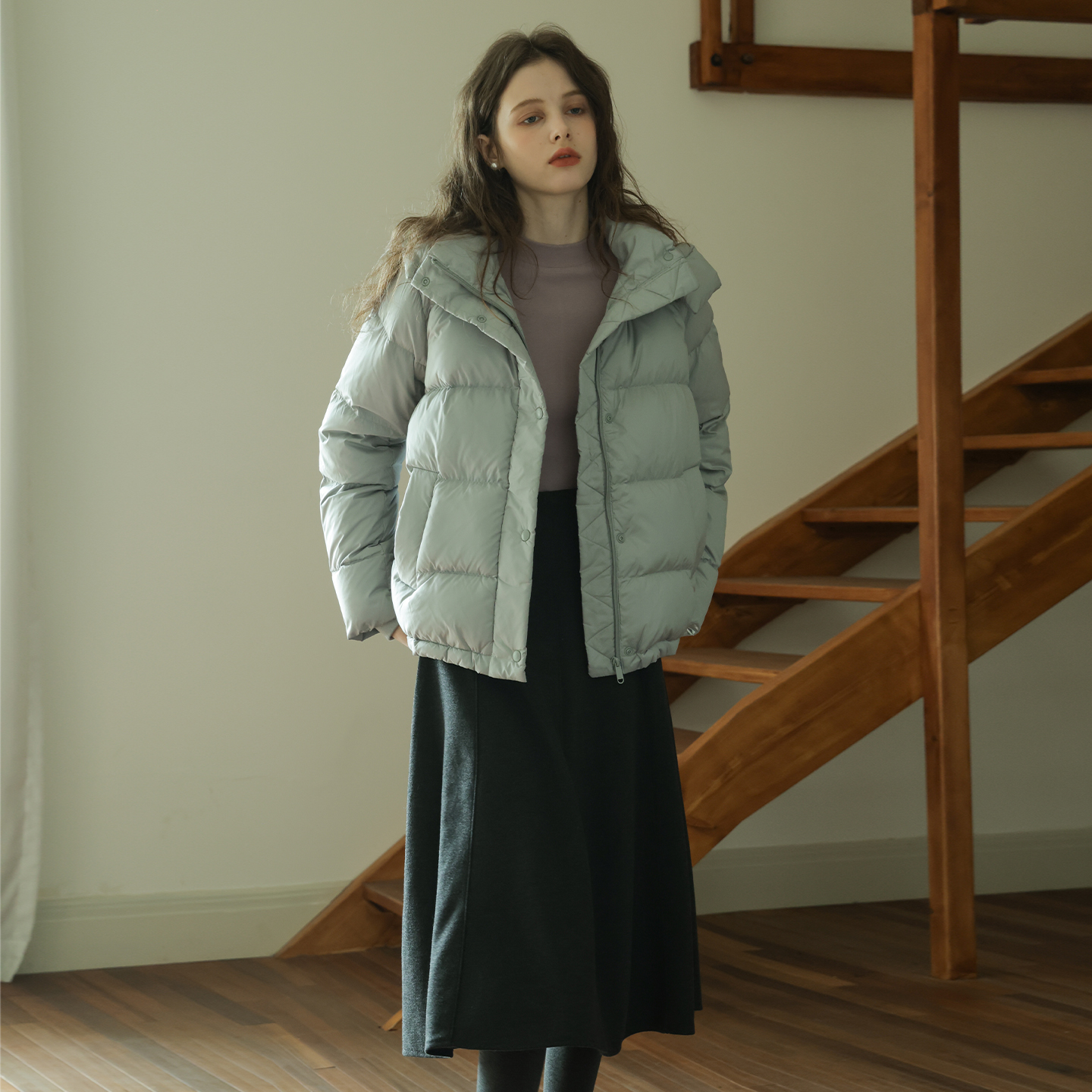 春也白连帽保暖90白鸭绒加厚羽绒服女冬季新款休闲小个子短款外套