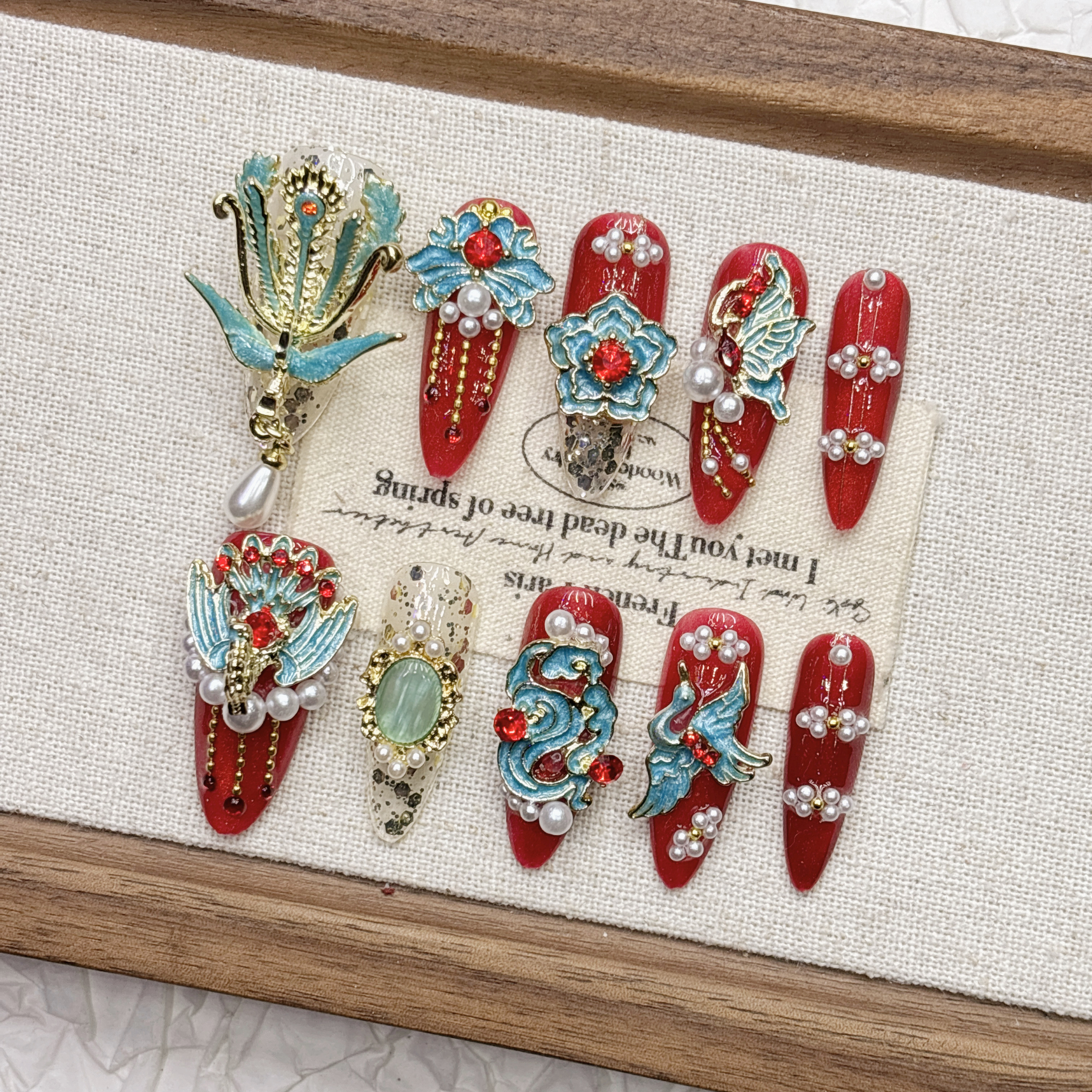 红妆凤冠霞帔红色战甲新中式纯手工穿戴甲新娘美甲国风秀禾高端,彩妆/香水/美妆工具,穿戴甲/甲片,淘宝优惠券,粉丝福利购,淘宝优惠卷