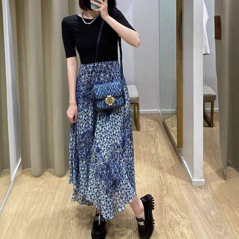 法单M家2024春夏新款女装法式拼接显瘦蓝色印花不规则连衣裙女裙,女装/女士精品,连衣裙,淘宝优惠券,粉丝福利购,淘宝优惠卷