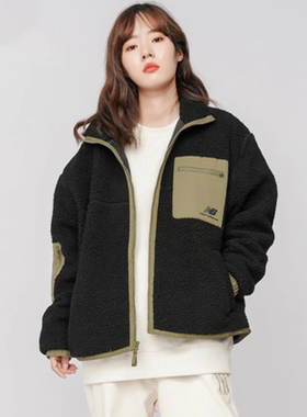 NEW BALANCE 拼接女款保暖休闲舒适仿羊羔绒外套AWJ13326-BK