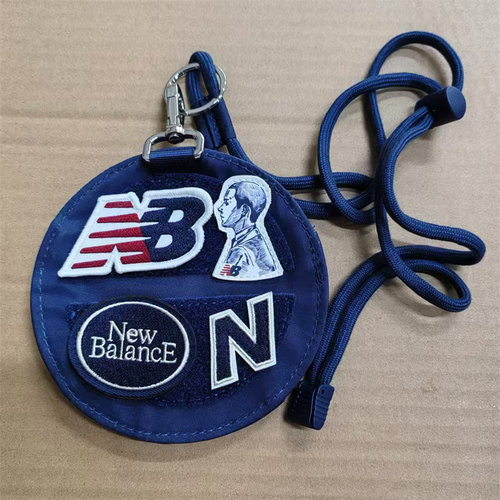 New Balance x ANB联名款可调节肩带拉链单肩斜挎包 LAB13636-NV