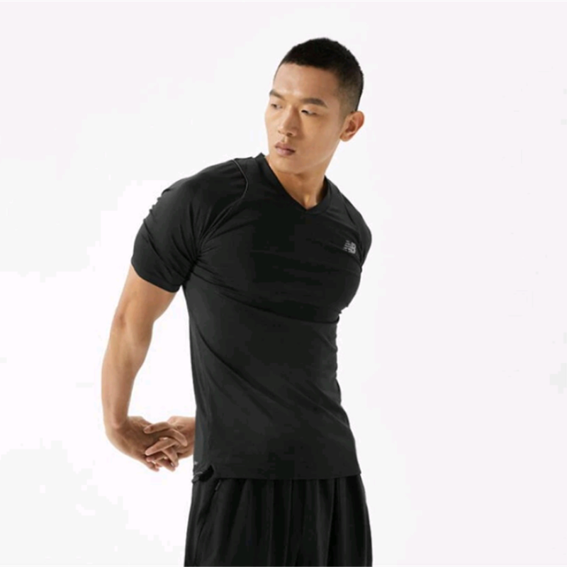 New Balance男运动速干透气健身短袖T恤MT21298-BK