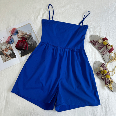 葡萄miki 美术生的高级感 夏季美单显白百搭电光蓝吊带连衣裤