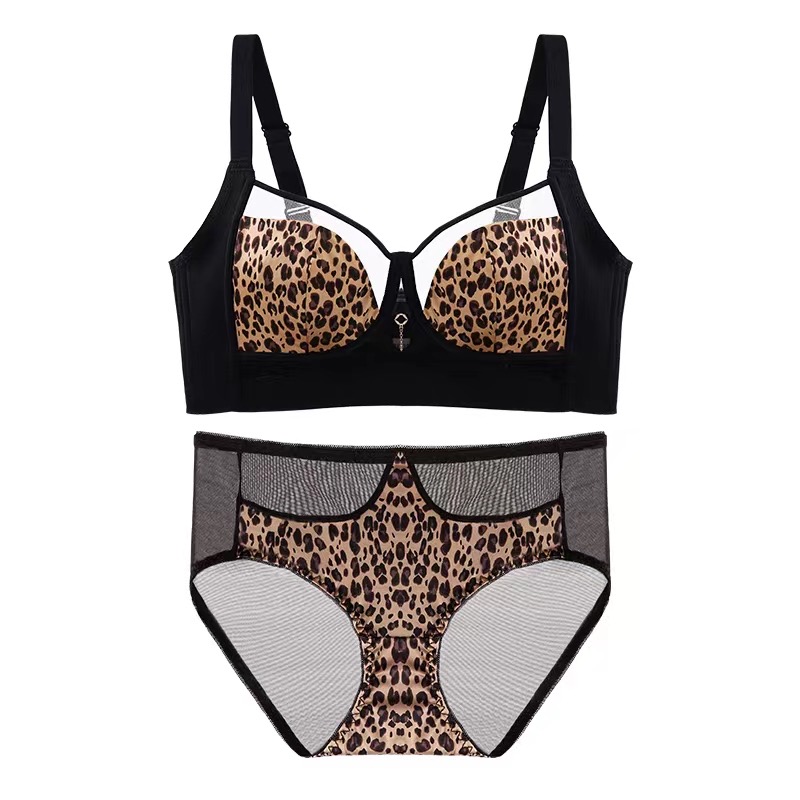 法式豹纹兔耳杯超薄内衣女大U美背大胸BC杯性感薄款聚拢无痕文胸