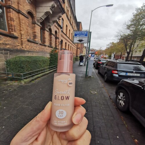 德国直邮 trend it up Smooth Glow Fluid Filter芦荟保湿粉底液