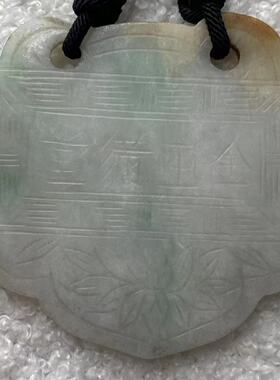 古玩收藏品清古玉清代老翡翠璧，清代老翡翠玉壁一件，品相完好。