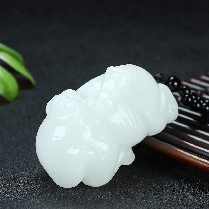 新疆玉马上封侯玉佩和田玉白玉玉马猴手把件羊脂玉马到成功把玩件