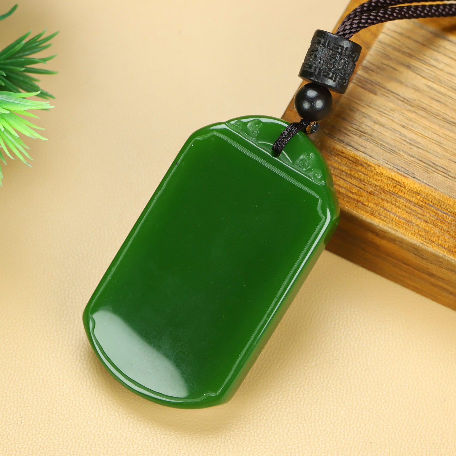 和田玉碧玉菠菜绿平安牌吊坠男女新疆玉如意纹无事牌挂件玉佩项链