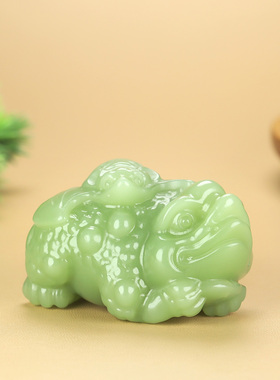 新疆和田玉晴水金蟾献福手把件且末福财双全把件玉富贵缠身手玩件