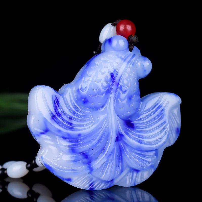 和田玉金鱼玉坠青花玉富贵鱼吊坠连年有余挂件男女款扇尾鱼项链坠