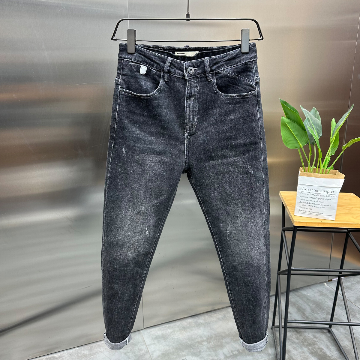 秋季男士高品质黑灰色修身显瘦小脚裤男潮流弹力复古水洗牛仔长裤