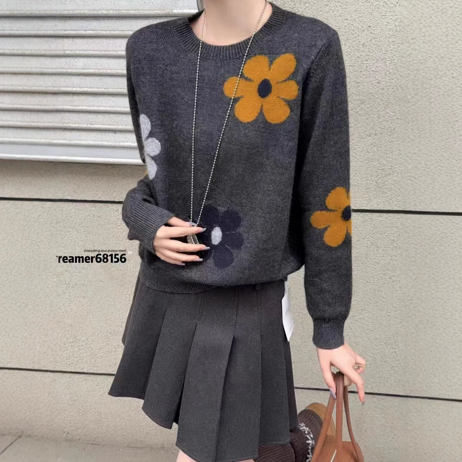 HR韩版半拉链立领刺绣花朵毛衣女显瘦百搭高级感慵懒风羊毛针织衫