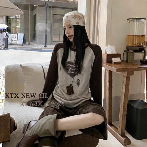 KTX卡缇秀复古爱心字母插肩长袖T恤女26早秋撞色拼接修身打底上衣
