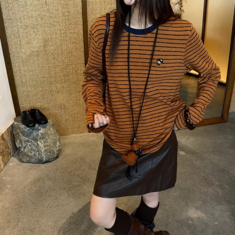 ZW卓娃正品复古条纹长袖T恤女早秋撞领小狗刺绣宽松打底上衣33799图片