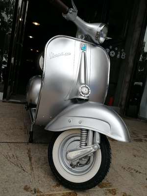 車道&进口10寸复古改装轮胎白边夹片 vespa vbb et px  lambretta