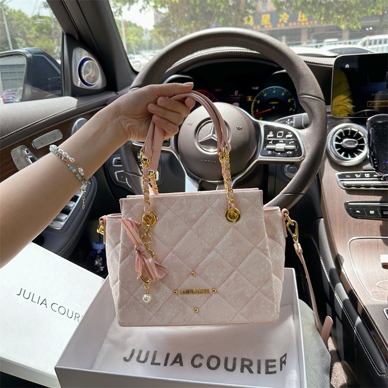 JULIACOURIER女包菱格绣花托特包包女2025新款单肩斜挎手提包通勤,运动包/户外包/配件,挎包/拎包/休闲包,淘宝优惠券,粉丝福利购,淘宝优惠卷