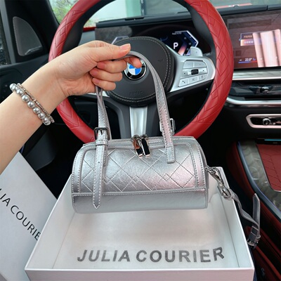 JULIA COURIER520礼物银色波士顿包包女2026新款菱格单肩斜挎包