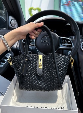 JULIA COURIER小众爆款编织纹菜篮子包包女2025新款潮水桶包通勤