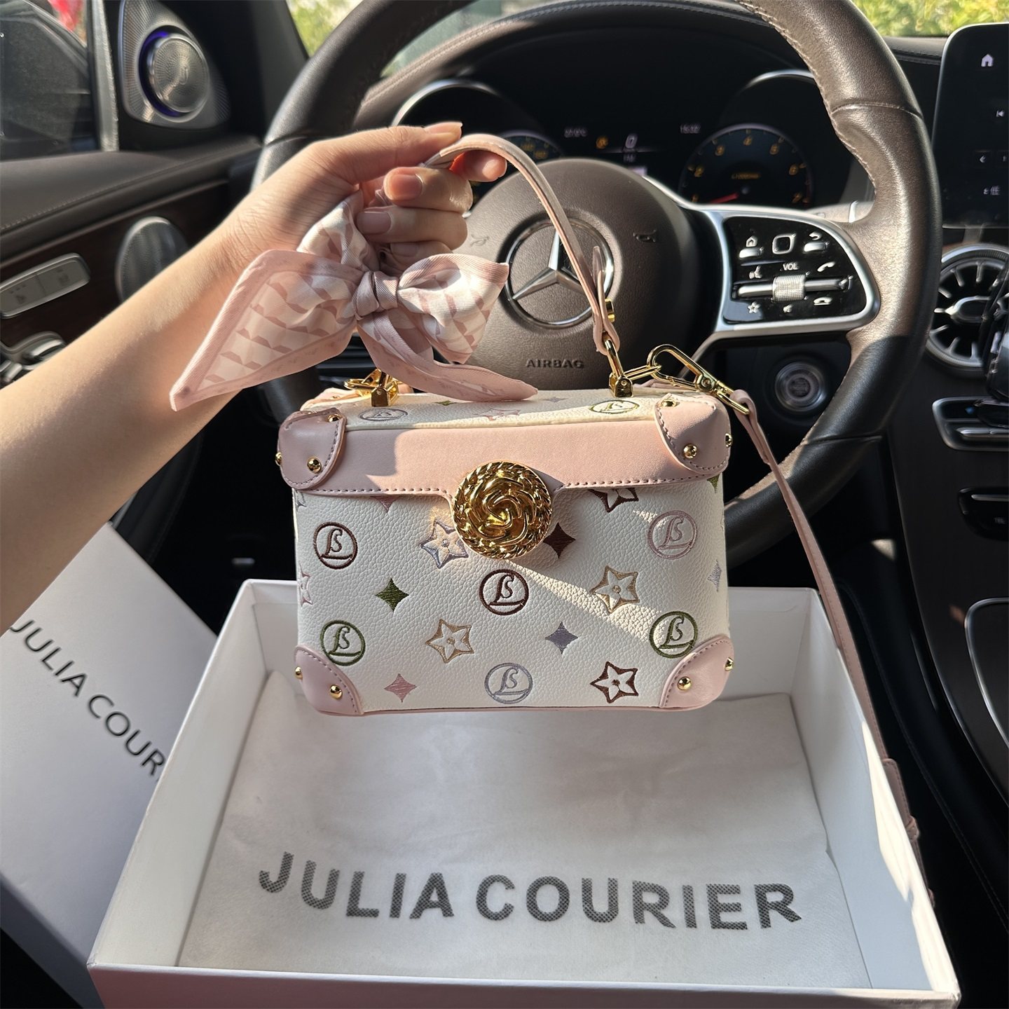 JULIA COURIER女包高级感刺绣盒子包包女2025新款单肩斜挎小方包