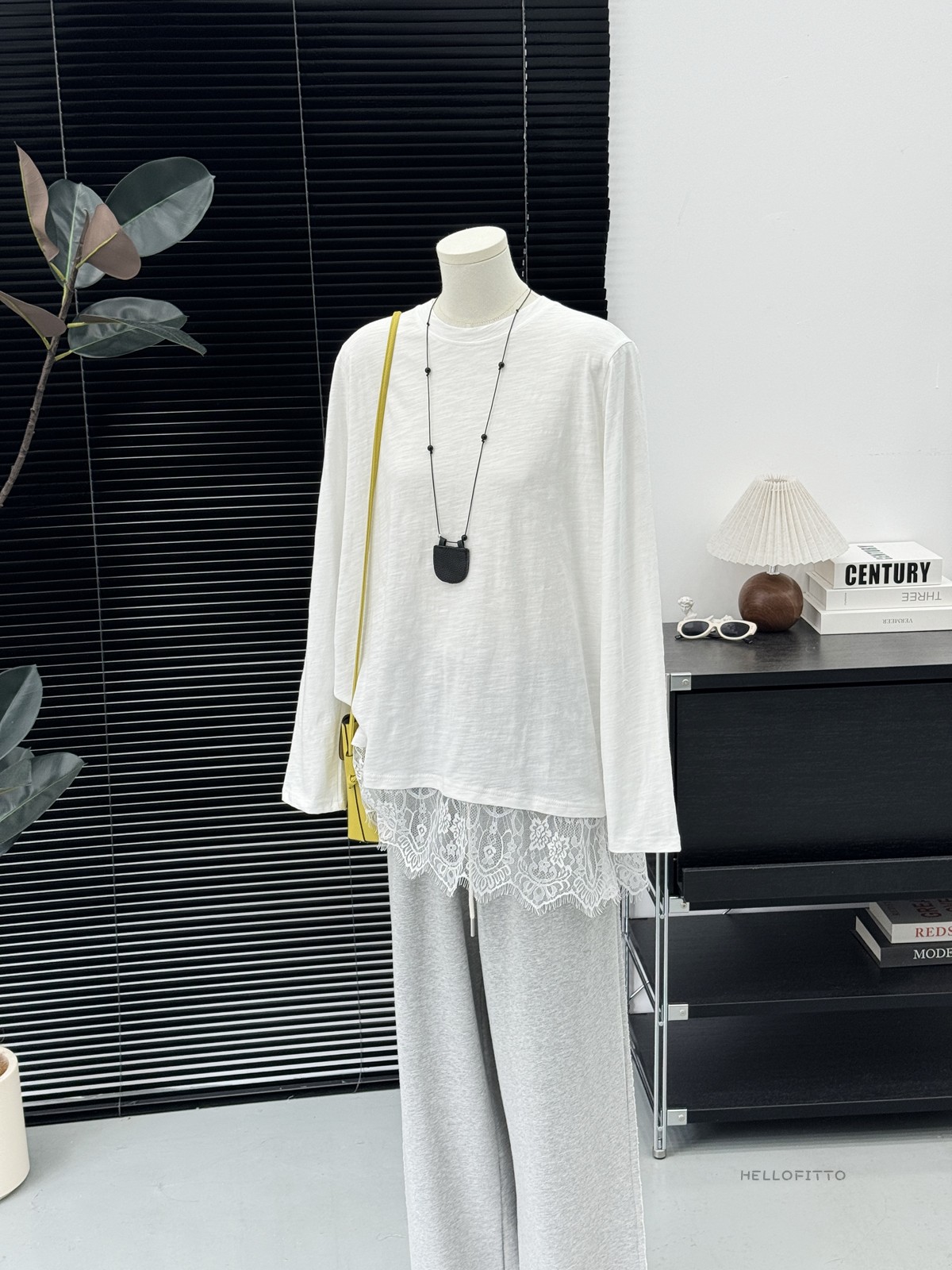 特价 秋季新款竹节棉圆领宽松遮臀长袖下摆拼接蕾丝纯色T恤女上衣