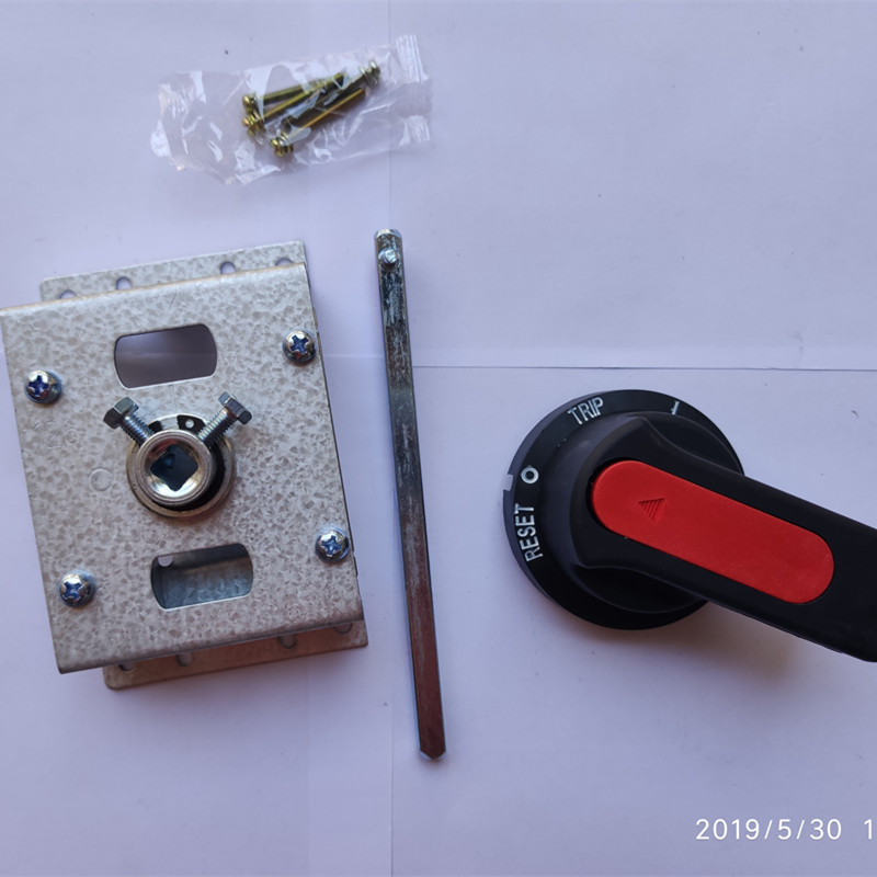 63型空气开关断路器cz2-b1-138配电柜门外连杆手动旋转操作机构