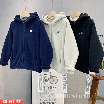 大E小e童装儿童连帽摇粒绒外套