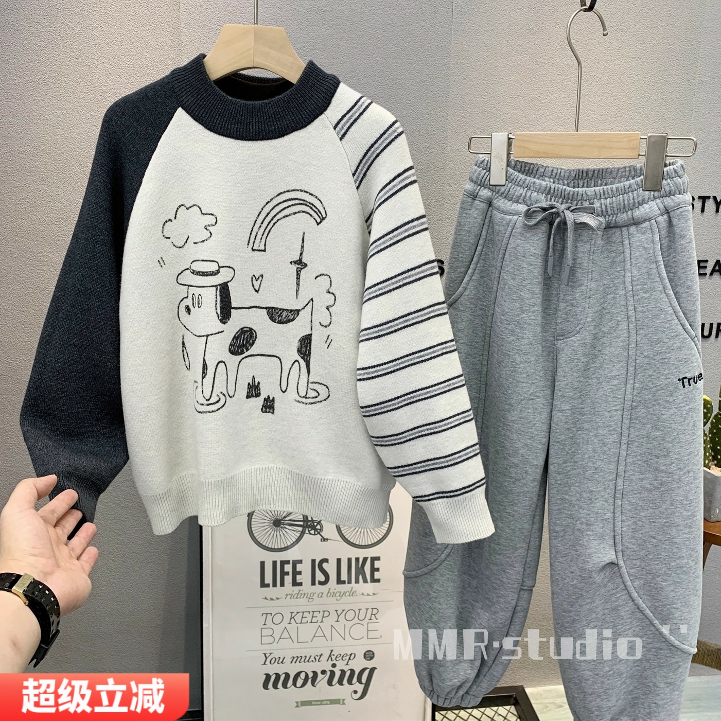 大E小e童装儿童韩版卡通加绒毛衣