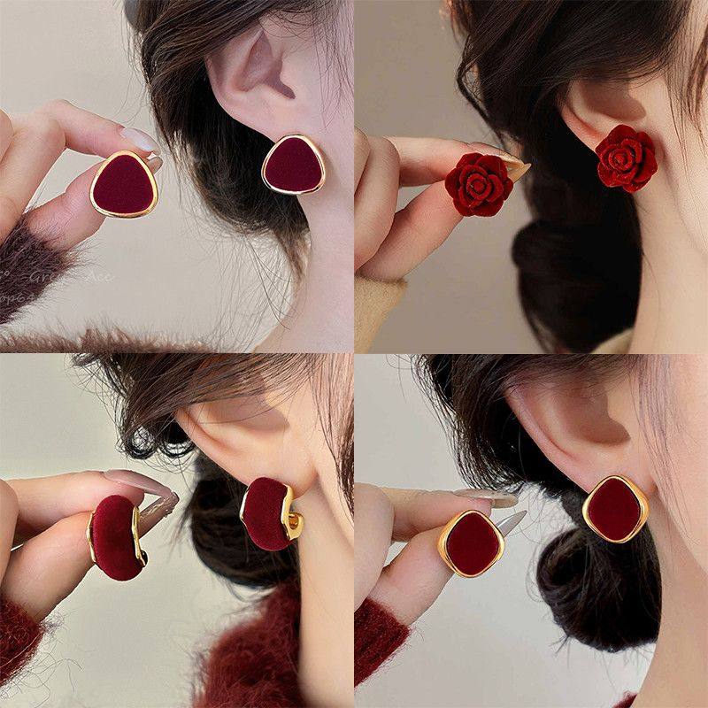 红色丝绒耳钉女2026新年喜庆耳饰轻奢小众高级感新款爆款独特耳环,饰品/流行首饰/时尚饰品新,耳钉,淘宝优惠券,粉丝福利购,淘宝优惠卷