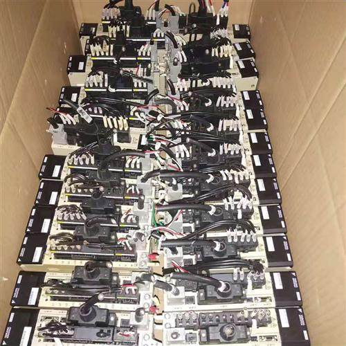 SGMG-05A2AB  安川 电机