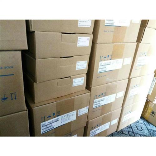 议价SGMAH-04BAA21伺服电机全新原装现货,质保一年 。