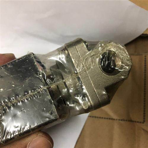 供应二手电磁阀型号不详罗牙2分不锈钢/DC24V可能APK11