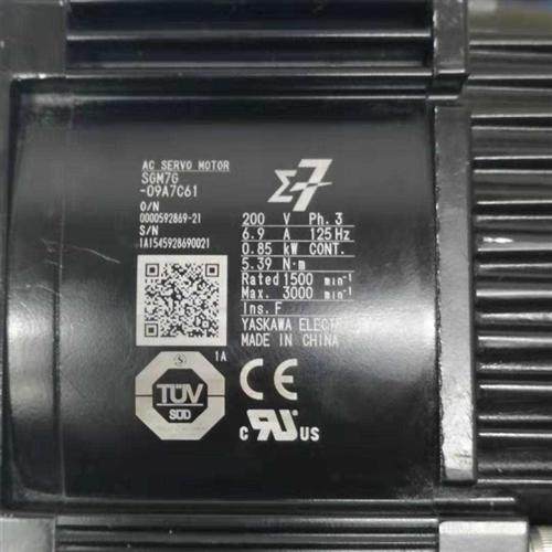 SGM7G-09A7C61安川词服电机成色漂亮保修3个月 议价
