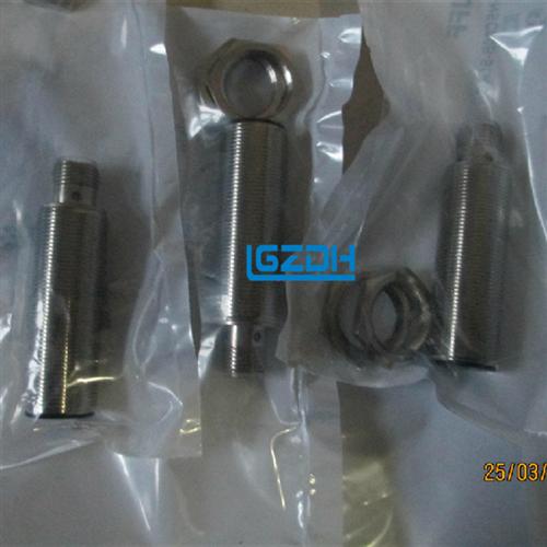 正品BALLUFF巴鲁夫传感器BES M18MG-USC70B-BP05