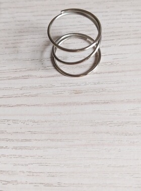 WF-501/2B强光手电筒26.5一体光杯负极大弹簧 ULTRA-FIRE照明包邮