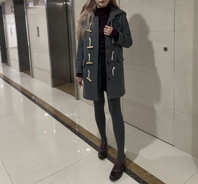 羊毛呢大衣女中长款2025年秋冬新款洋气牛角扣宽松连帽毛呢外套